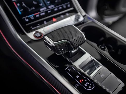 Used 2025 Audi RS Q8 performance AWD/4WD image 33