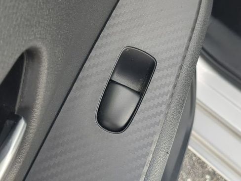 Used 2023 Nissan Sentra SV image 31