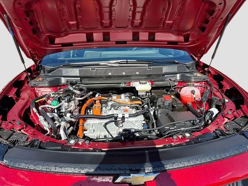 New 2026 Chevrolet Equinox EV LT image 30