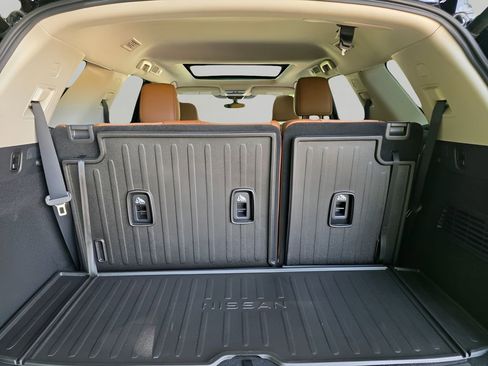 New 2026 Nissan Pathfinder Platinum AWD/4WD image 6