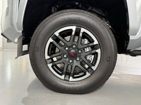 New 2025 Toyota Tacoma TRD Sport image 15