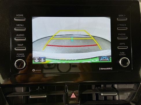 Used 2023 Toyota Camry SE image 19