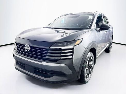 New 2026 Nissan Kicks SV image 1