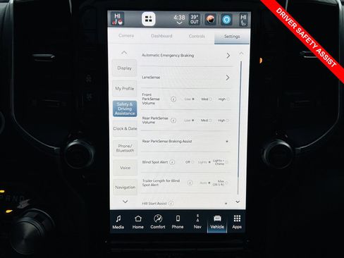 Used 2023 RAM 1500 Laramie image 9