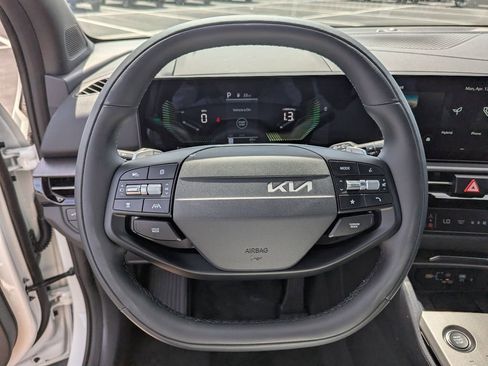 New 2026 Kia Sportage X-Line AWD/4WD image 30