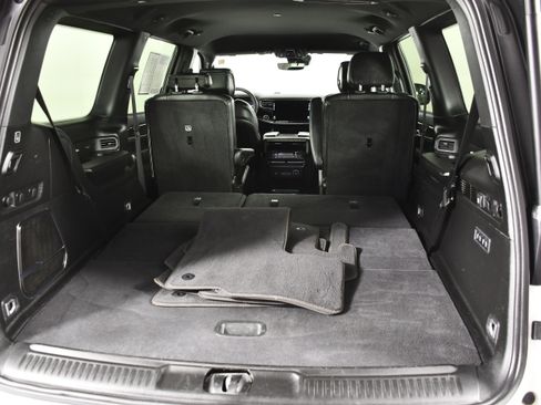 Used 2024 Jeep Wagoneer Series III image 52