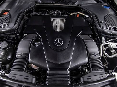Used 2018 Mercedes-Benz E 400 Coupe image 41
