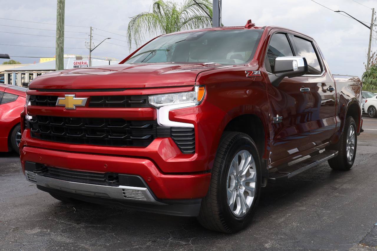 Used 2023 Chevrolet Silverado 1500 LTZ w/ Z71 Off-Road Package AWD/4WD image 2