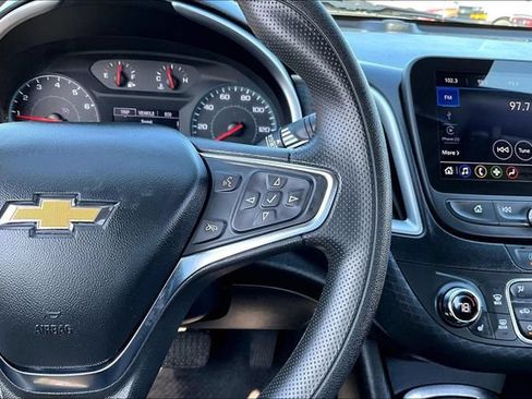 Used 2023 Chevrolet Malibu LT FWD image 12