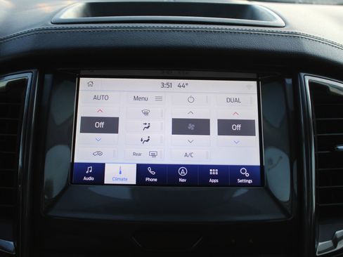 Used 2019 Ford Ranger Lariat w/ Equipment Group 501A Mid image 28