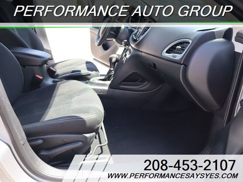 Used 2015 Dodge Dart SXT image 9