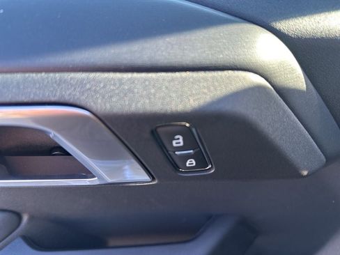 New 2026 Ford Bronco Badlands image 13