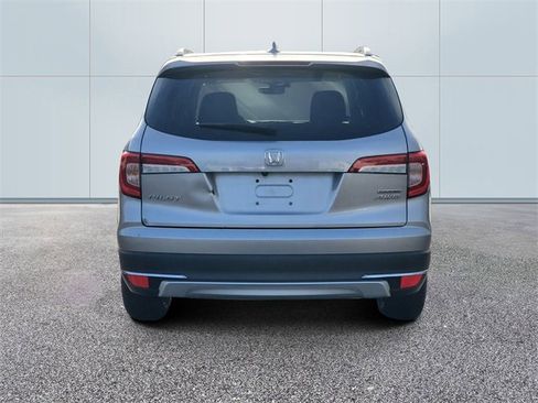 Used 2019 Honda Pilot Touring image 5