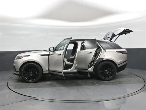 Used 2020 Land Rover Range Rover Velar R-Dynamic S image 48