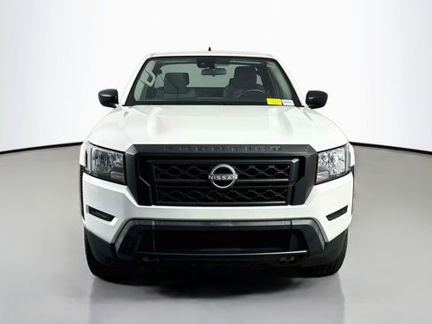 Used 2022 Nissan Frontier S RWD image 2