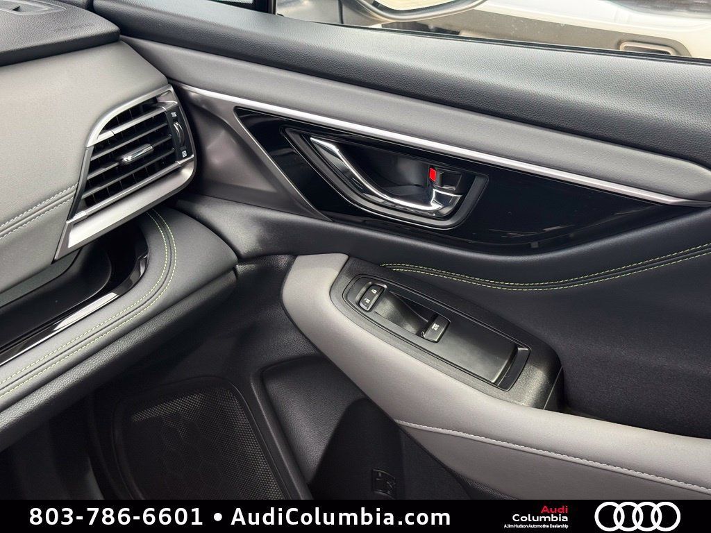 Used 2024 Subaru Outback Onyx Edition AWD/4WD image 36