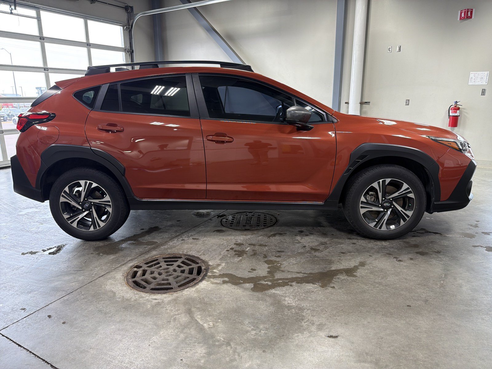 Used 2024 Subaru Crosstrek 2.0i Premium AWD/4WD image 8