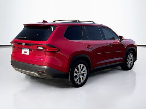 Used 2024 Toyota Grand Highlander FWD image 5