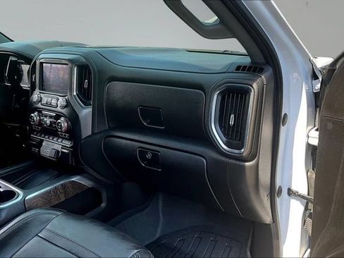 Used 2023 GMC Sierra 3500 Denali w/ Technology Package AWD/4WD image 26