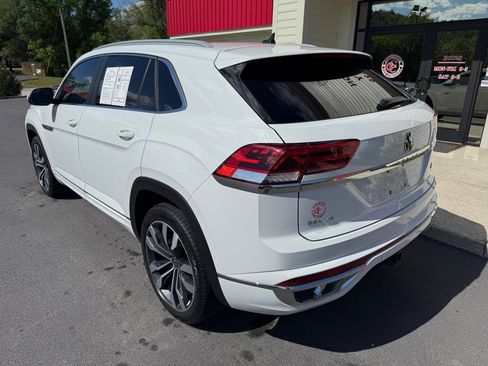 Used 2021 Volkswagen Atlas Cross Sport SEL R-Line AWD/4WD image 5
