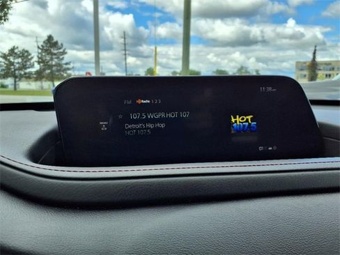 Used 2024 MAZDA CX-30 AWD 2.5 S w/ Preferred Package image 19