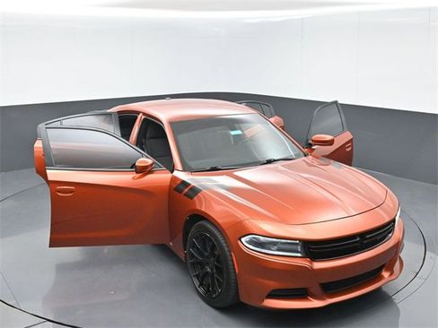 Used 2020 Dodge Charger SXT image 49