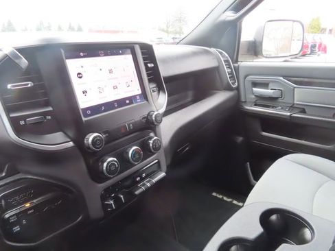 Used 2022 RAM 2500 Big Horn image 35