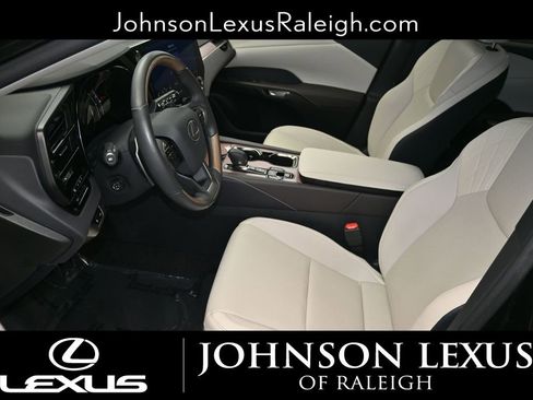 Used 2023 Lexus RX 350 Premium w/ Accessory Package (Z1) FWD image 10