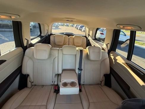 Used 2017 Mercedes-Benz GLS 450 4MATIC image 26