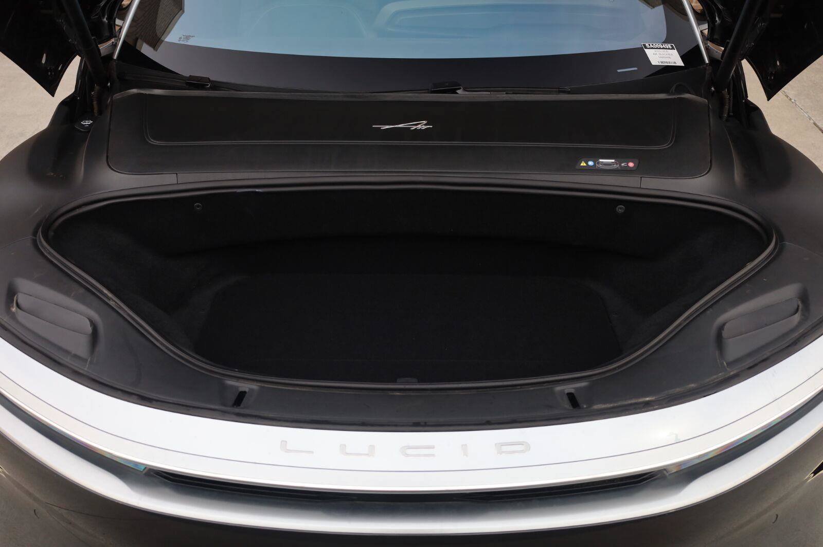 Used 2025 Lucid Air Touring AWD/4WD image 12