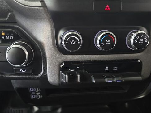 Used 2023 RAM 2500 Tradesman w/ Chrome Appearance Group image 17