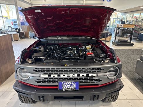 New 2025 Ford Bronco Badlands image 21