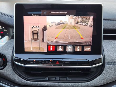 Used 2023 Jeep Compass Latitude w/ Sun and Sound Group image 18