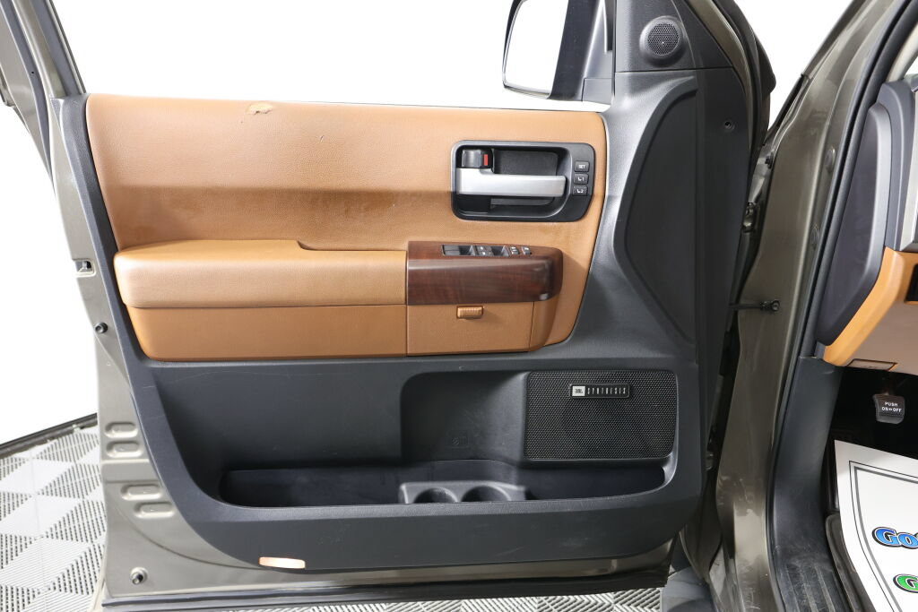 Used 2014 Toyota Sequoia Platinum AWD/4WD image 12