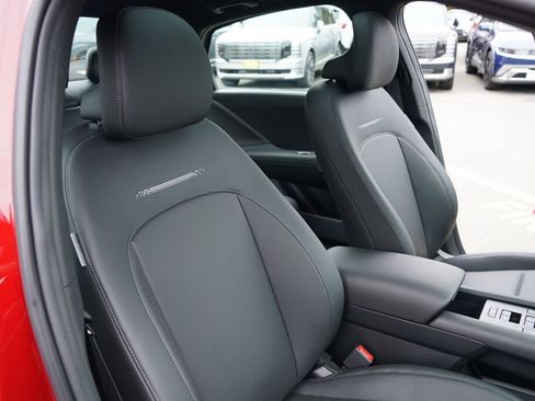 Used 2024 Hyundai Ioniq 6 Limited image 21