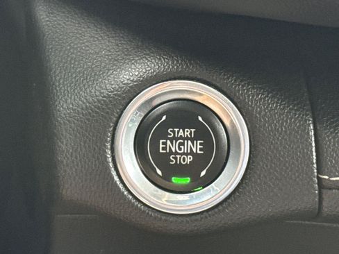 Used 2023 Buick Envision Essence w/ Sport Touring Package AWD/4WD image 22