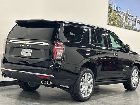Used 2021 Chevrolet Tahoe High Country w/ Premium Package RWD image 4