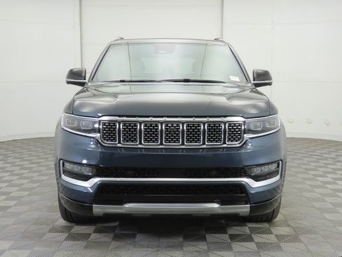 Used 2025 Jeep Grand Wagoneer 4WD w/ 8-Passenger Seating Package image 2