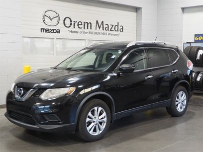 Used 2016 Nissan Rogue SV