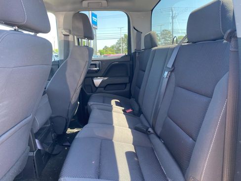 Used 2018 Chevrolet Silverado 1500 LT AWD/4WD image 18