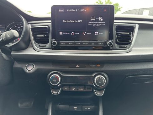 Used 2023 Kia Rio S w/ Technology Package FWD image 19