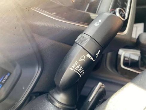 Used 2022 Toyota Corolla LE FWD image 21