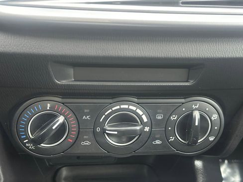 Used 2017 MAZDA MAZDA3 Sport w/ Preferred Equipment Package image 22