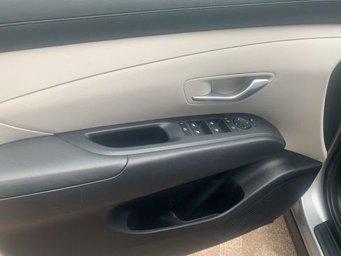 Certified 2025 Hyundai Tucson SEL image 11