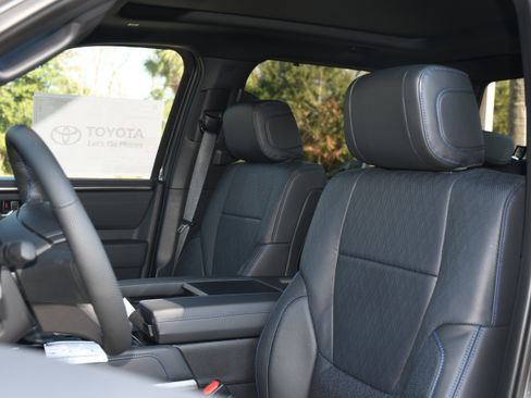 New 2026 Toyota Tundra Platinum image 7