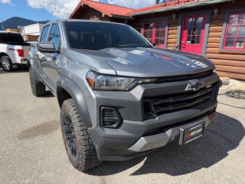 Used 2025 Chevrolet Colorado Trail Boss AWD/4WD image 2
