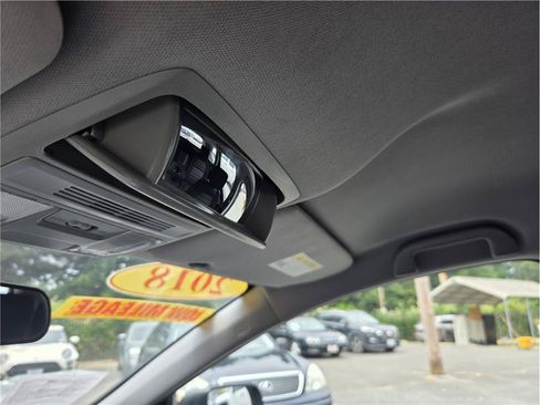 Used 2018 Honda CR-V LX image 22