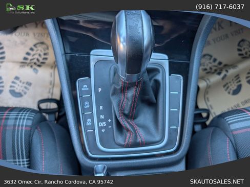 Used 2019 Volkswagen GTI S FWD image 18