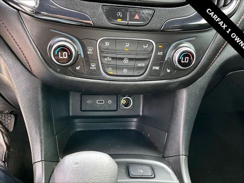 Used 2022 Chevrolet Equinox LT image 15