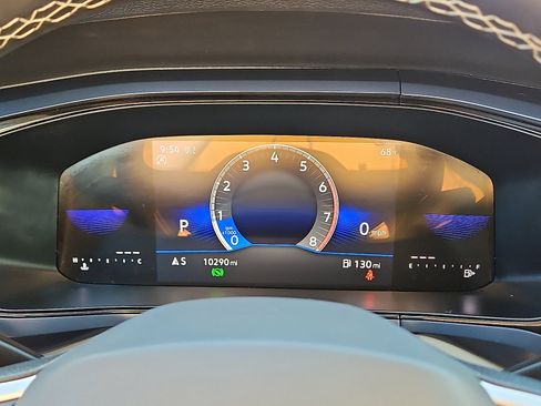 Certified 2023 Volkswagen Taos SE w/ Panoramic Sunroof Package image 18